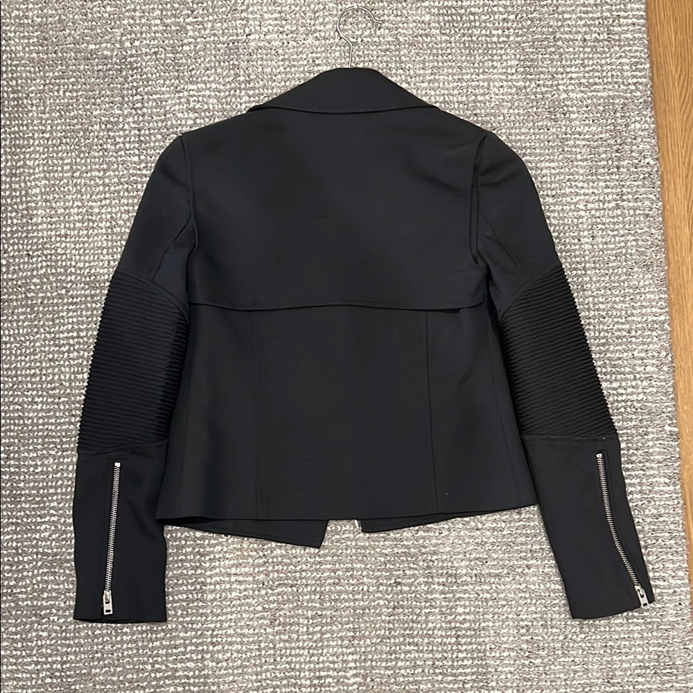 Wilfred Black Jacket - Picture 7 of 7